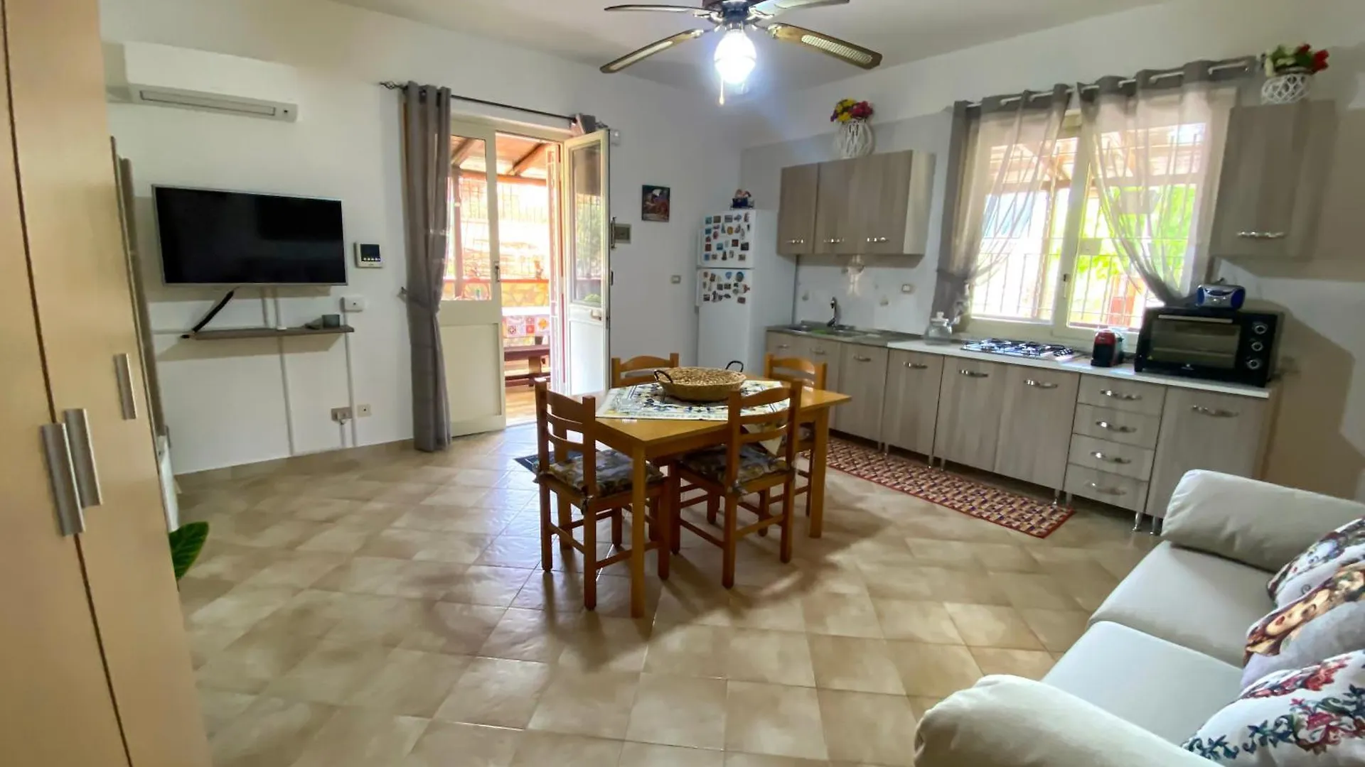 Casa Vacanze Villino Nando Palermo 0*,  Italia